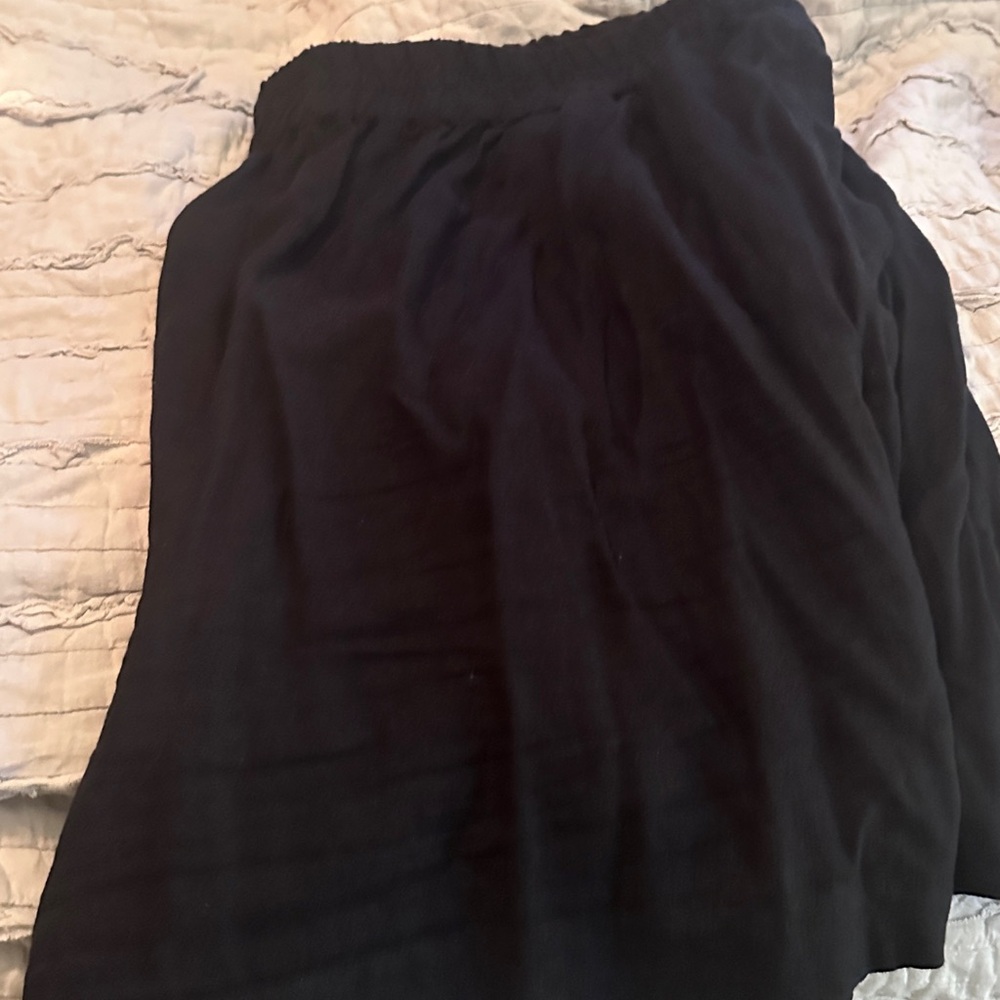 Universal Standard Black High Waist Women Shorts